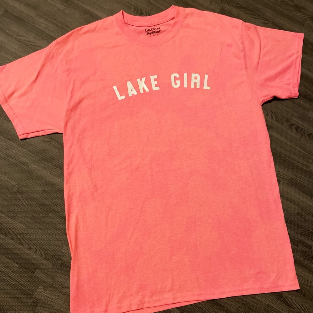 Lake girl hot pink tee
